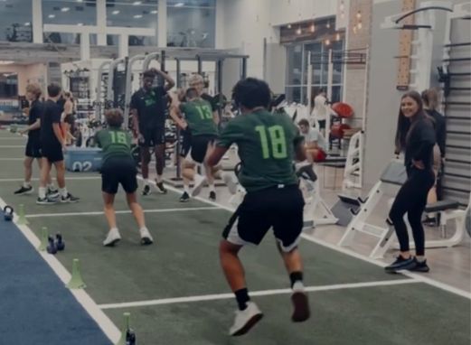 LSC Elite Training Men working out in a Kentucky gym facility