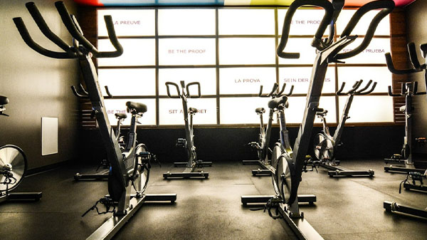 spin bikes in a group fitness studio